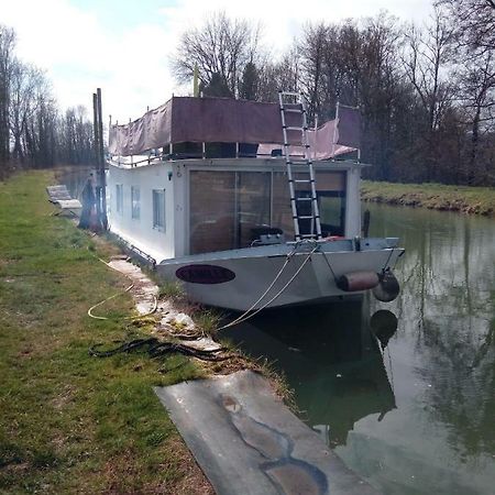 Bateau Houseboat Camille Hotel Donchery Exterior photo